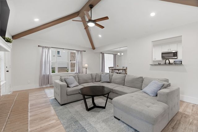 5718 Overridge Drive, Arlington, TX 76017