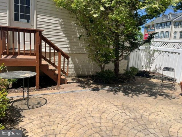26025 MURREY DR, Chantilly, VA 20152