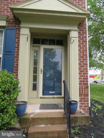 26025 MURREY DR, Chantilly, VA 20152