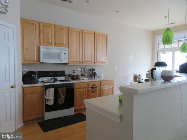 26025 MURREY DR, Chantilly, VA 20152