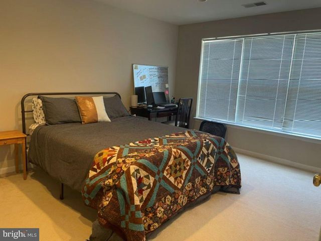 26025 MURREY DR, Chantilly, VA 20152