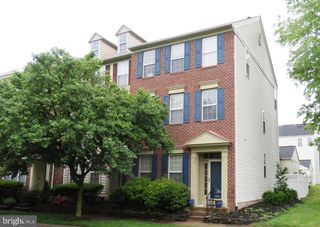 26025 MURREY DR, Chantilly, VA 20152