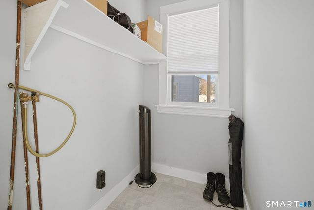 254 Wayne Street, Bridgeport, CT 06606