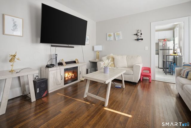 254 Wayne Street, Bridgeport, CT 06606