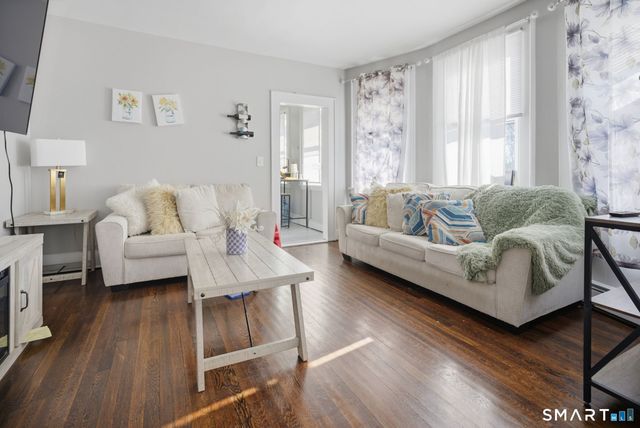 254 Wayne Street, Bridgeport, CT 06606