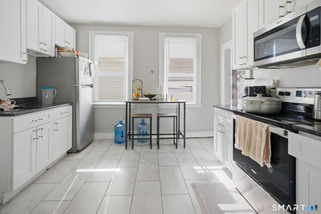 254 Wayne Street, Bridgeport, CT 06606