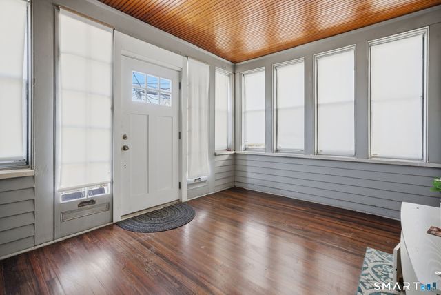 254 Wayne Street, Bridgeport, CT 06606