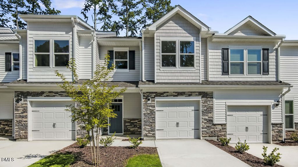7415 Bourbon Briar Drive, Raleigh, NC 27604