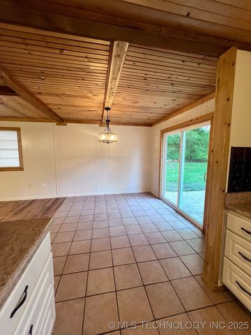 520 NW B Street, Antlers, OK 74523