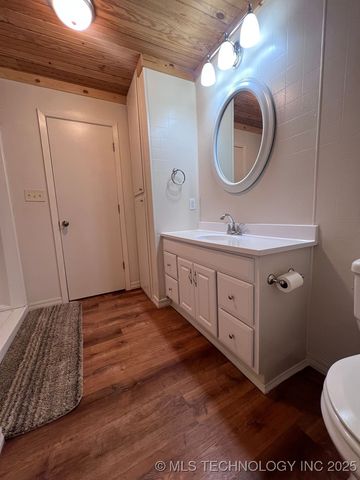 520 NW B Street, Antlers, OK 74523