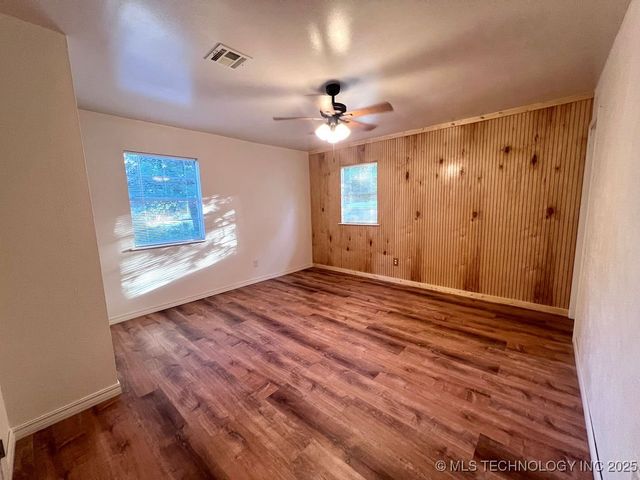 520 NW B Street, Antlers, OK 74523