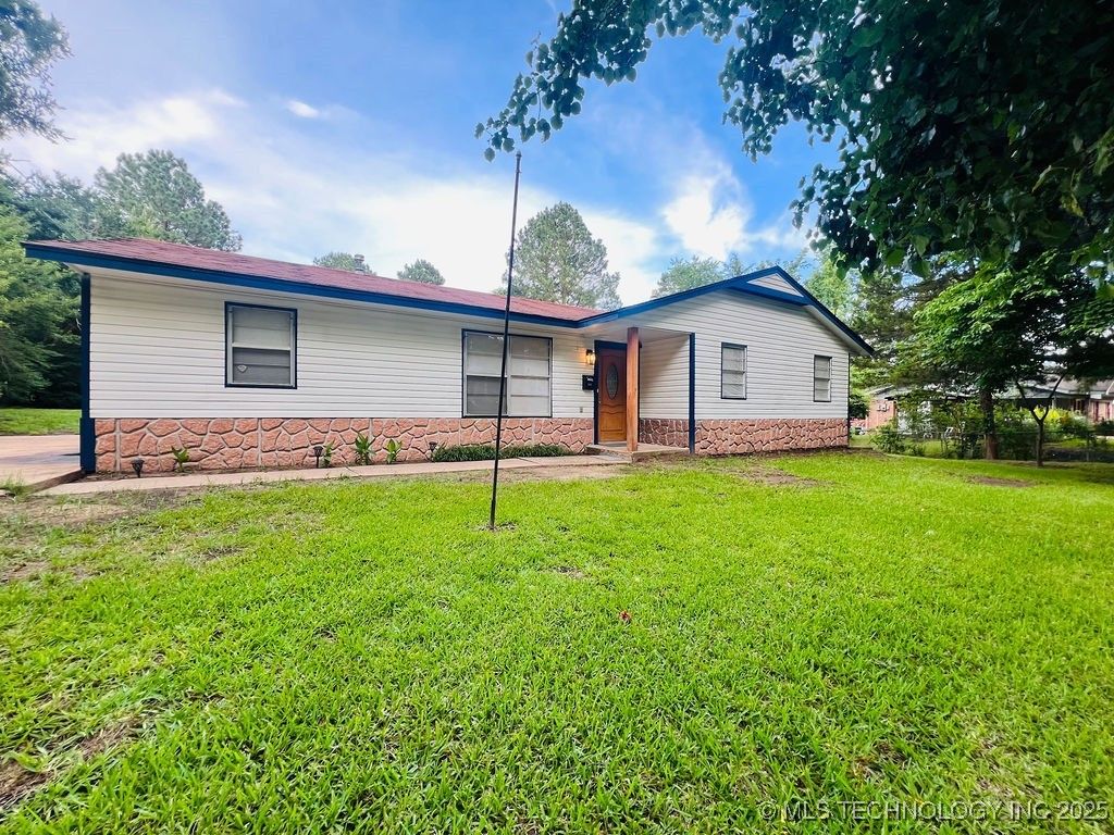 520 NW B Street, Antlers, OK 74523