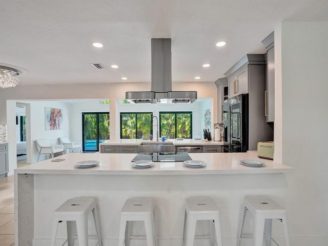 5251 NE 26th Avenue, Fort Lauderdale, FL 33308