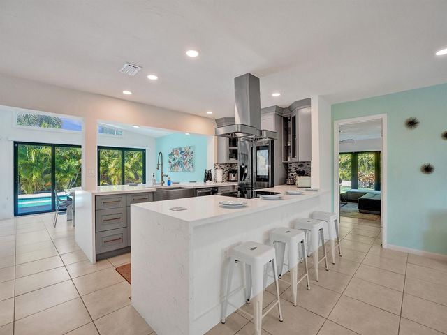 5251 NE 26th Avenue, Fort Lauderdale, FL 33308