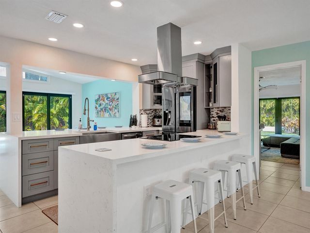 5251 NE 26th Avenue, Fort Lauderdale, FL 33308