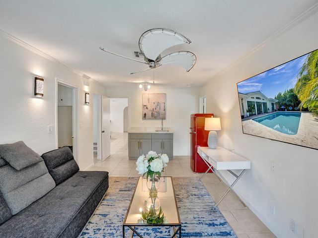 5251 NE 26th Avenue, Fort Lauderdale, FL 33308