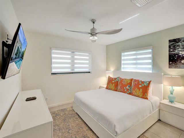 5251 NE 26th Avenue, Fort Lauderdale, FL 33308