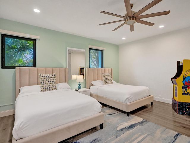 5251 NE 26th Avenue, Fort Lauderdale, FL 33308