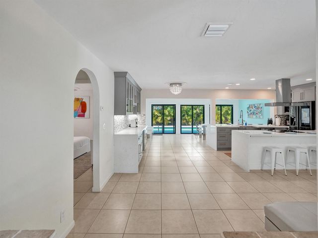 5251 NE 26th Avenue, Fort Lauderdale, FL 33308