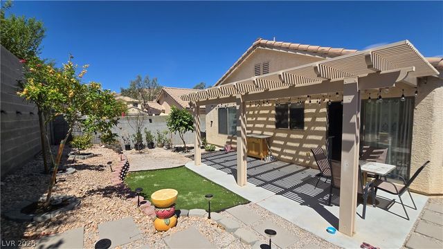 9671 Giddings Avenue, Las Vegas, NV 89148