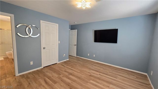 9671 Giddings Avenue, Las Vegas, NV 89148