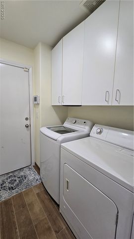 9671 Giddings Avenue, Las Vegas, NV 89148
