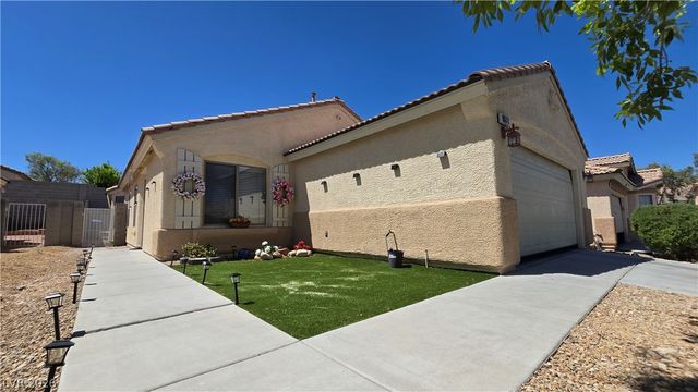 9671 Giddings Avenue, Las Vegas, NV 89148