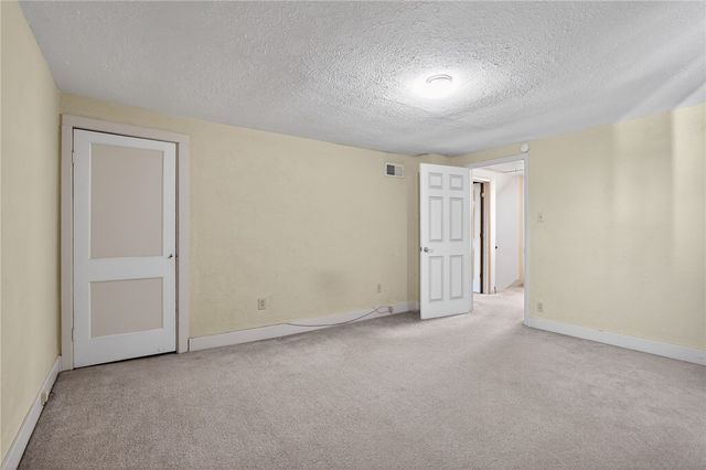 533 Mccully St, White Oak, PA 15131