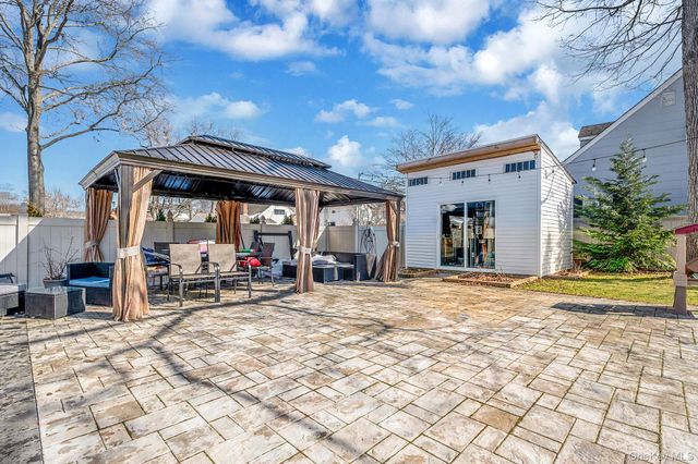 1972 Russell Street, North Bellmore, NY 11710