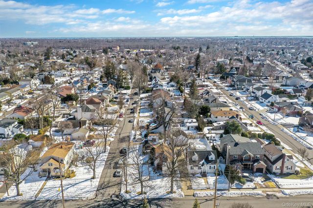 1972 Russell Street, North Bellmore, NY 11710