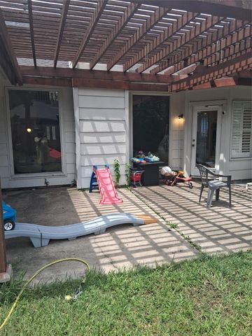 7915 Wolfield Lane, Houston, TX 77071