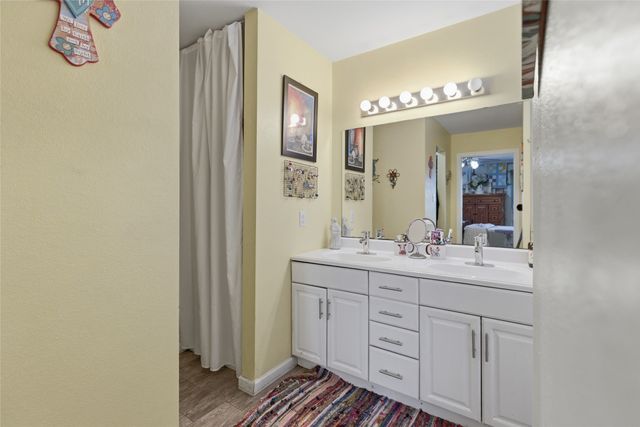 8715 S Monticello Circle, Granbury, TX 76049