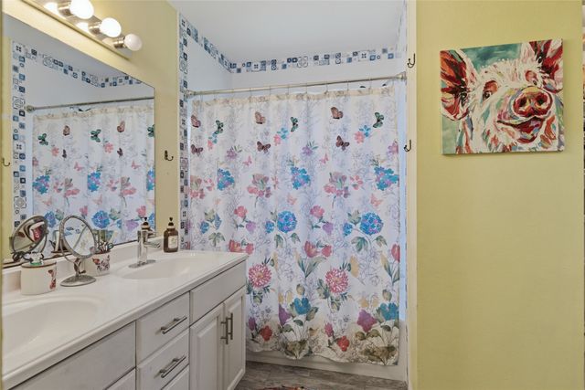 8715 S Monticello Circle, Granbury, TX 76049