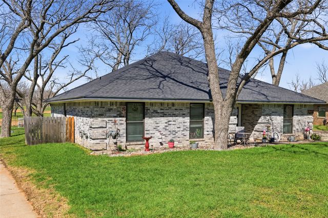 8715 S Monticello Circle, Granbury, TX 76049