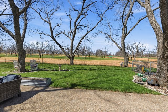 8715 S Monticello Circle, Granbury, TX 76049