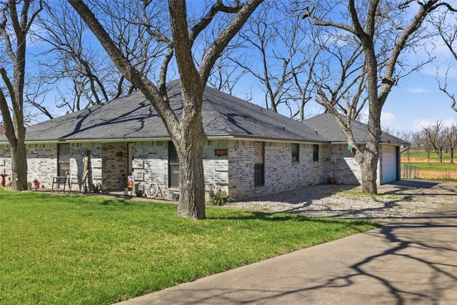 8715 S Monticello Circle, Granbury, TX 76049