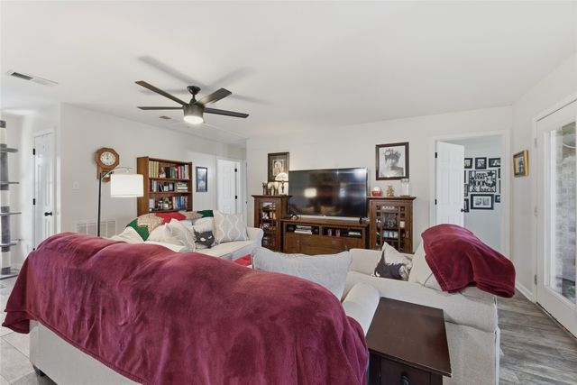 8715 S Monticello Circle, Granbury, TX 76049