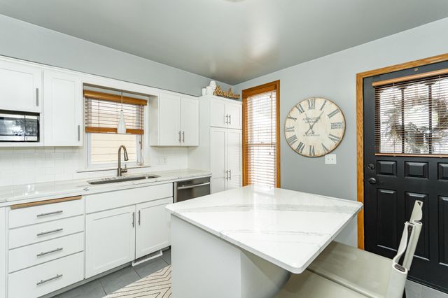 724 6th Avenue SW, Rochester, MN 55902