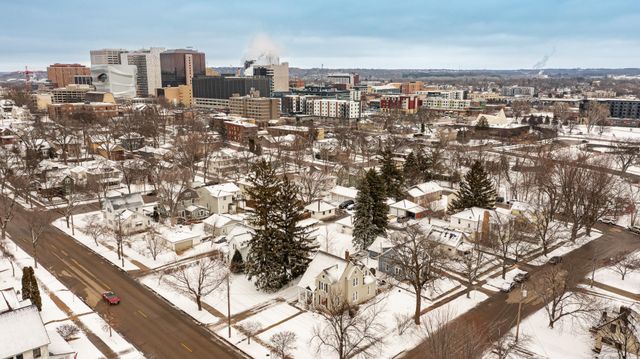 724 6th Avenue SW, Rochester, MN 55902