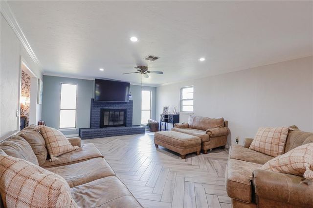 600 SW 69th, Oklahoma City, OK 73139