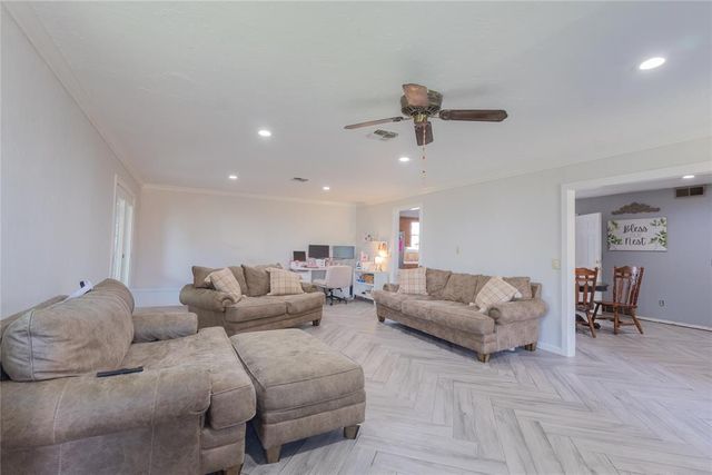 600 SW 69th, Oklahoma City, OK 73139