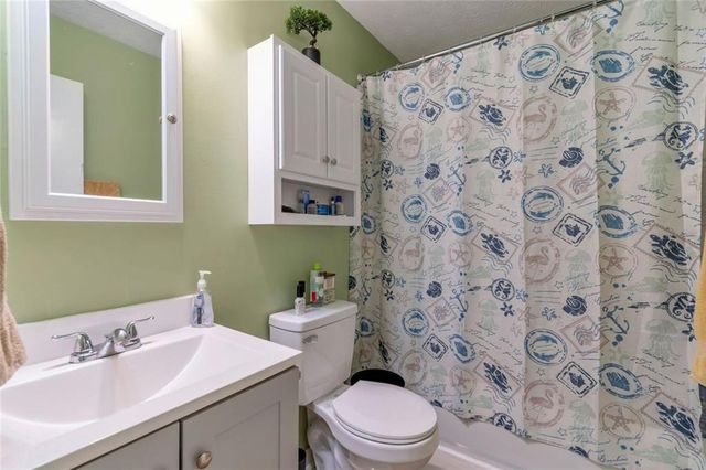 2000 Wendover Drive, Snellville, GA 30078