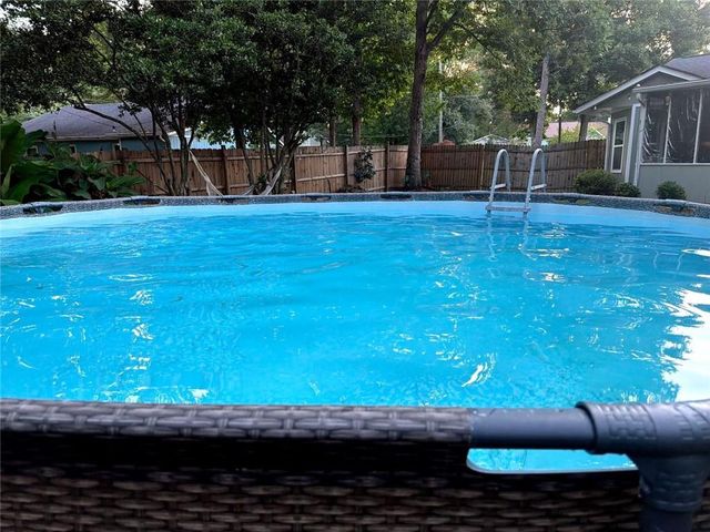 2000 Wendover Drive, Snellville, GA 30078