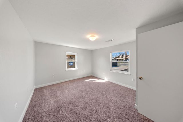 408 Thrasher Ave, Modesto, CA 95354