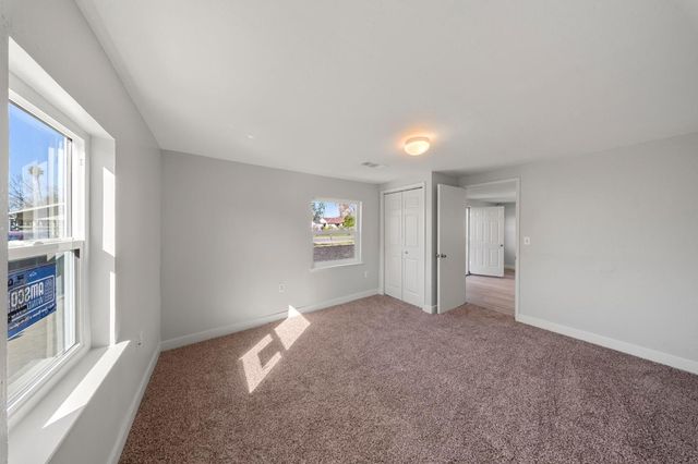 408 Thrasher Ave, Modesto, CA 95354