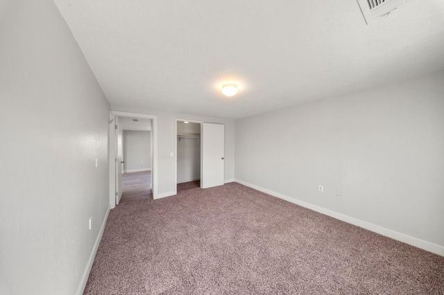 408 Thrasher Ave, Modesto, CA 95354