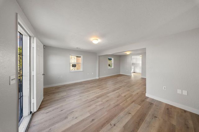 408 Thrasher Ave, Modesto, CA 95354