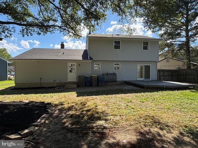 46 UPLAND CT, Newark, DE 19713