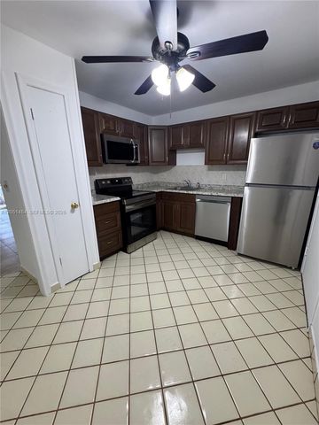 2061 NW 47th Ter 111, Lauderhill, FL 33313