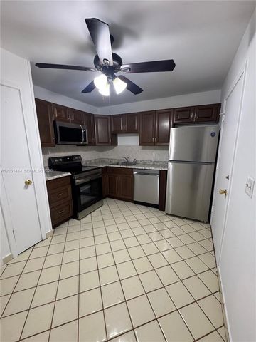 2061 NW 47th Ter 111, Lauderhill, FL 33313